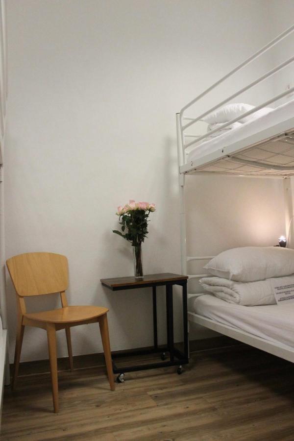 Warsaw Hostel Centrum Private Rooms & Dorms Екстериор снимка