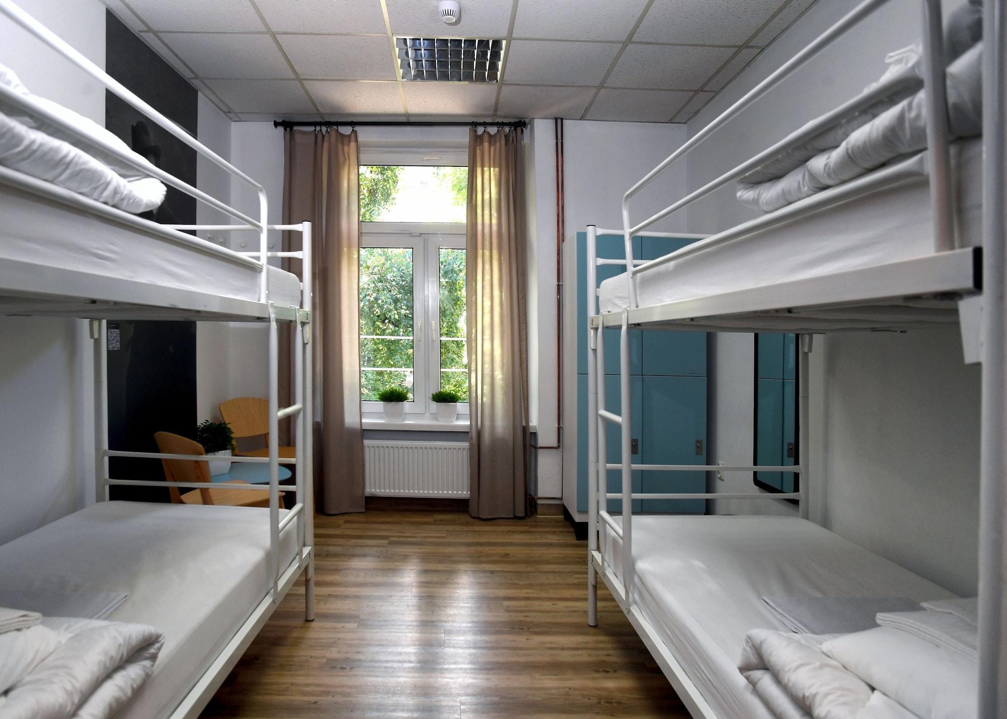 Warsaw Hostel Centrum Private Rooms & Dorms Екстериор снимка