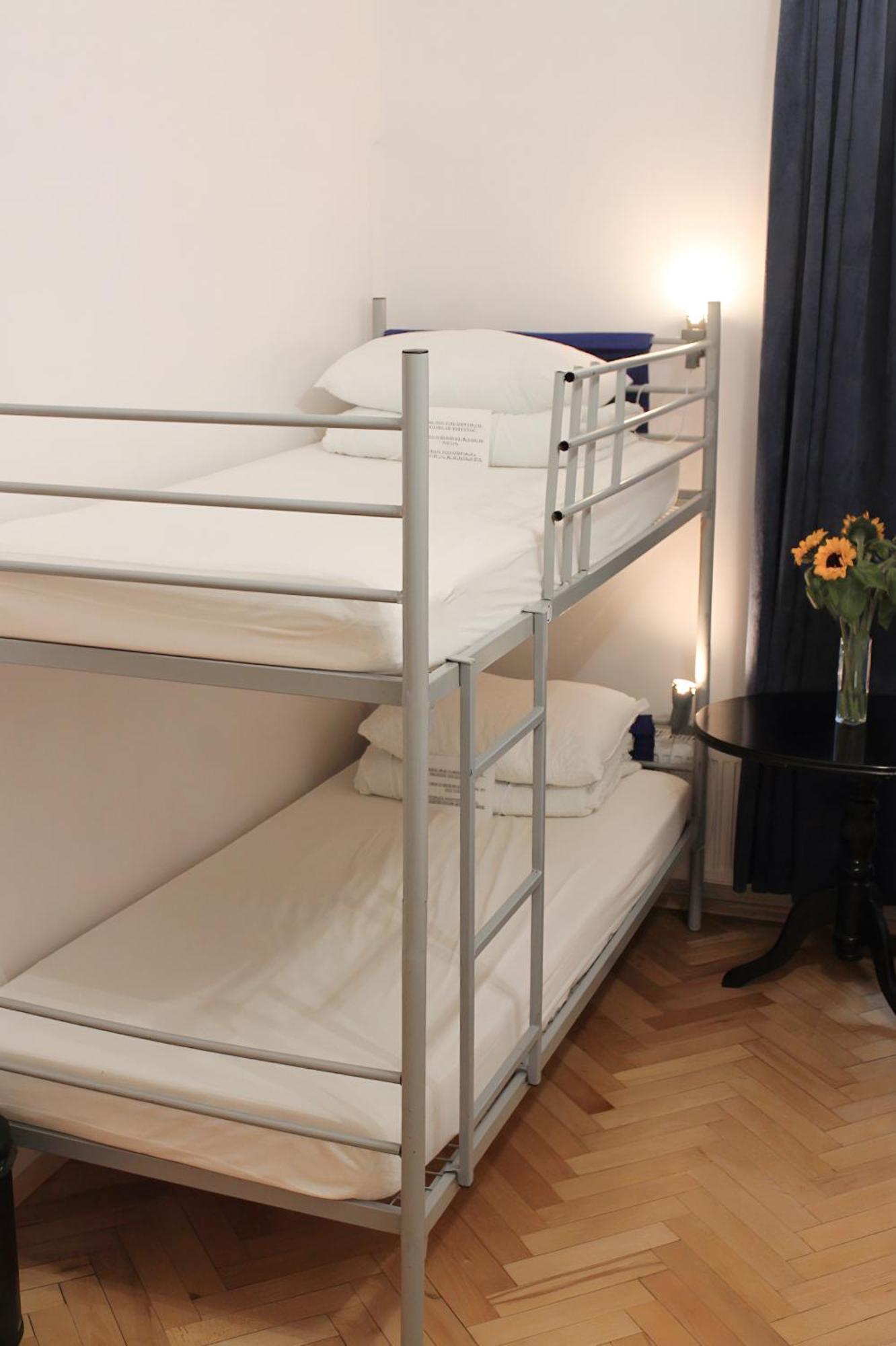 Warsaw Hostel Centrum Private Rooms & Dorms Екстериор снимка