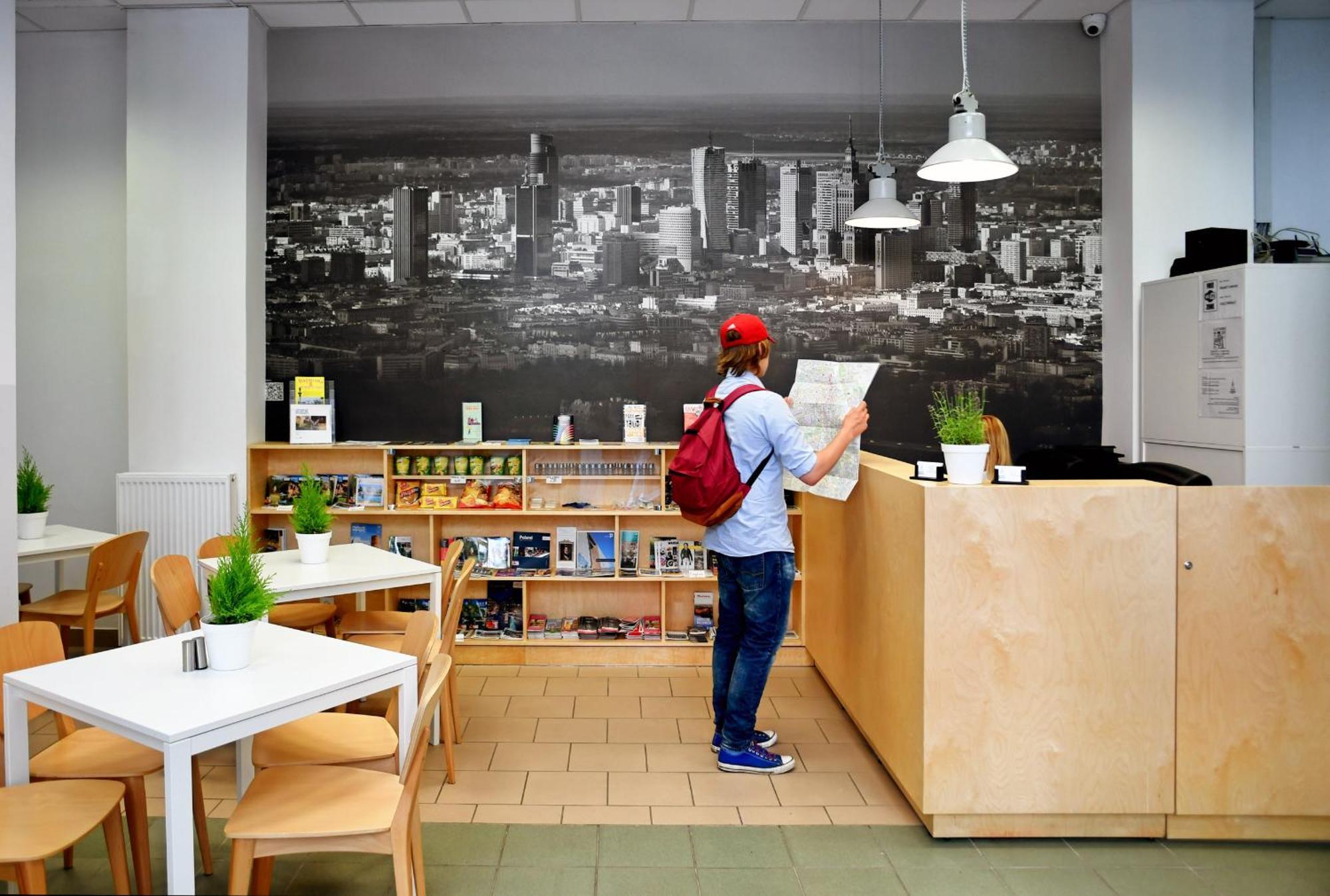 Warsaw Hostel Centrum Private Rooms & Dorms Екстериор снимка
