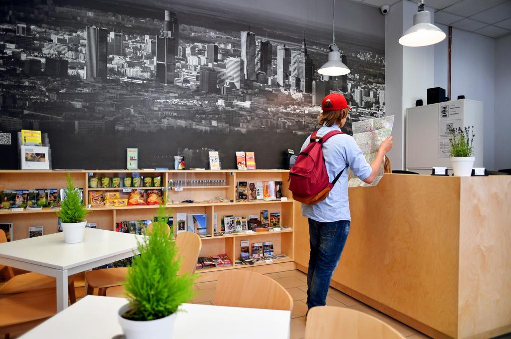 Warsaw Hostel Centrum Private Rooms & Dorms Екстериор снимка